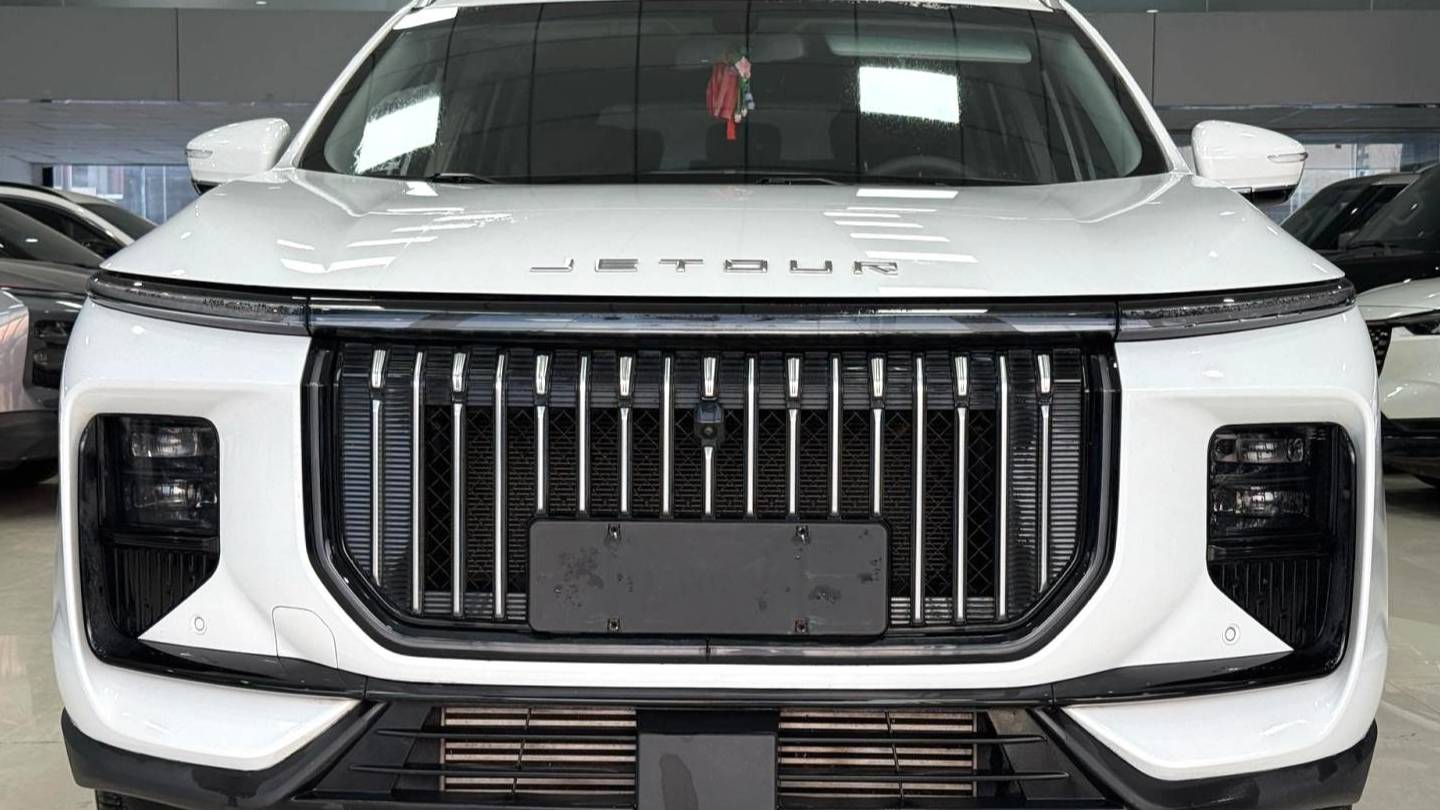 JETOUR 2024 X90 PRO 1.6T DCT Ultimate Edition 7-seater