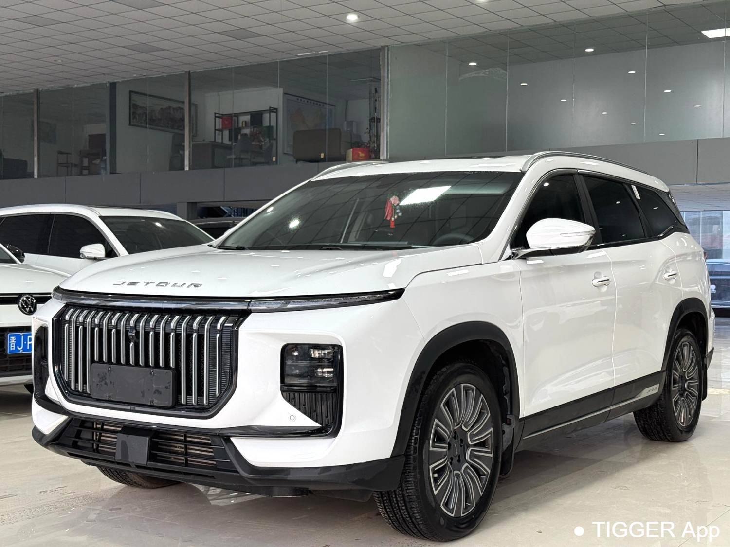 JETOUR 2024 X90 PRO 1.6T DCT Ultimate Edition 7-seater