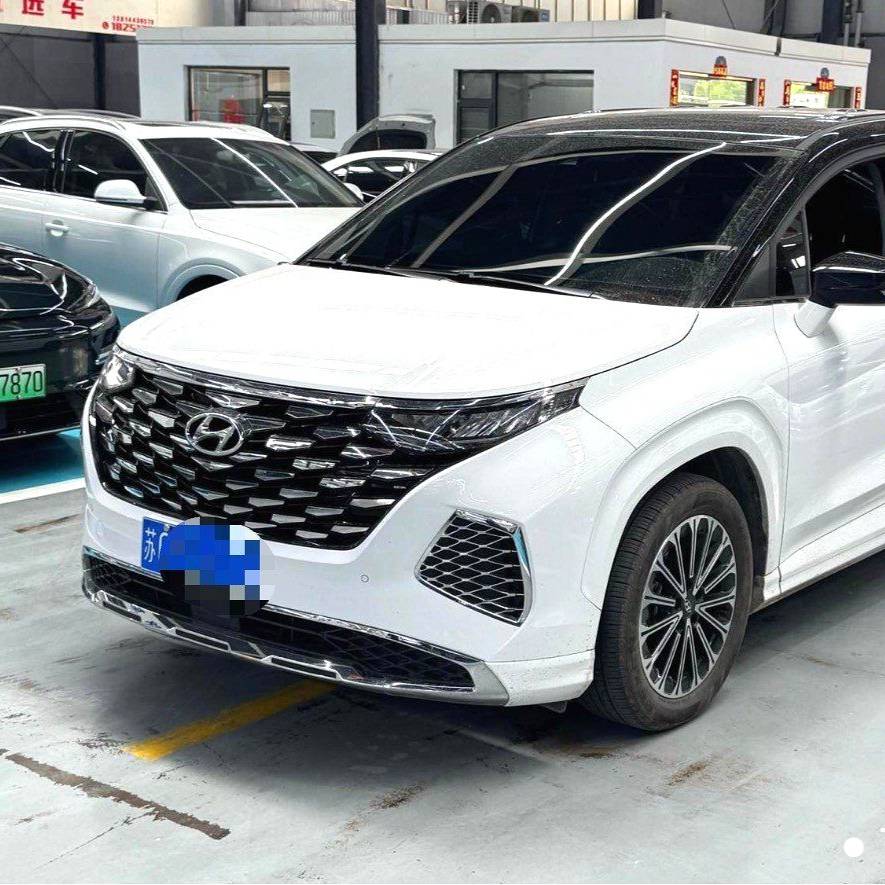 HYUNDAI 2024 Custo 270TGDi Smart Love Flagship Edition TOP Подержанный автомобиль