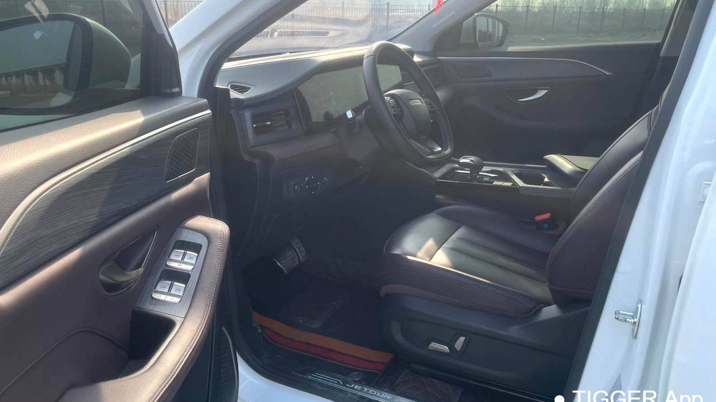 JETOUR 2024 X90 PLUS 1.6TD DCT Villa PRO 7 Blocks