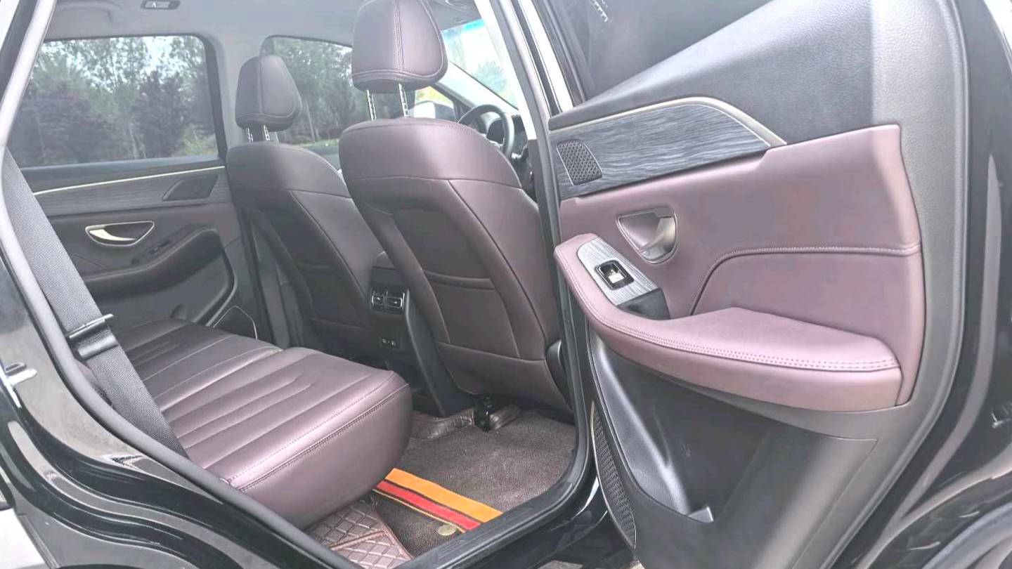 JETOUR 2024 X90 PLUS 1.6TD DCT Family Fun Edition 7-seater