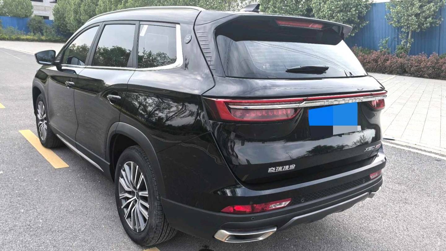 JETOUR 2024 X90 PLUS 1.6TD DCT Family Fun Edition 7-seater