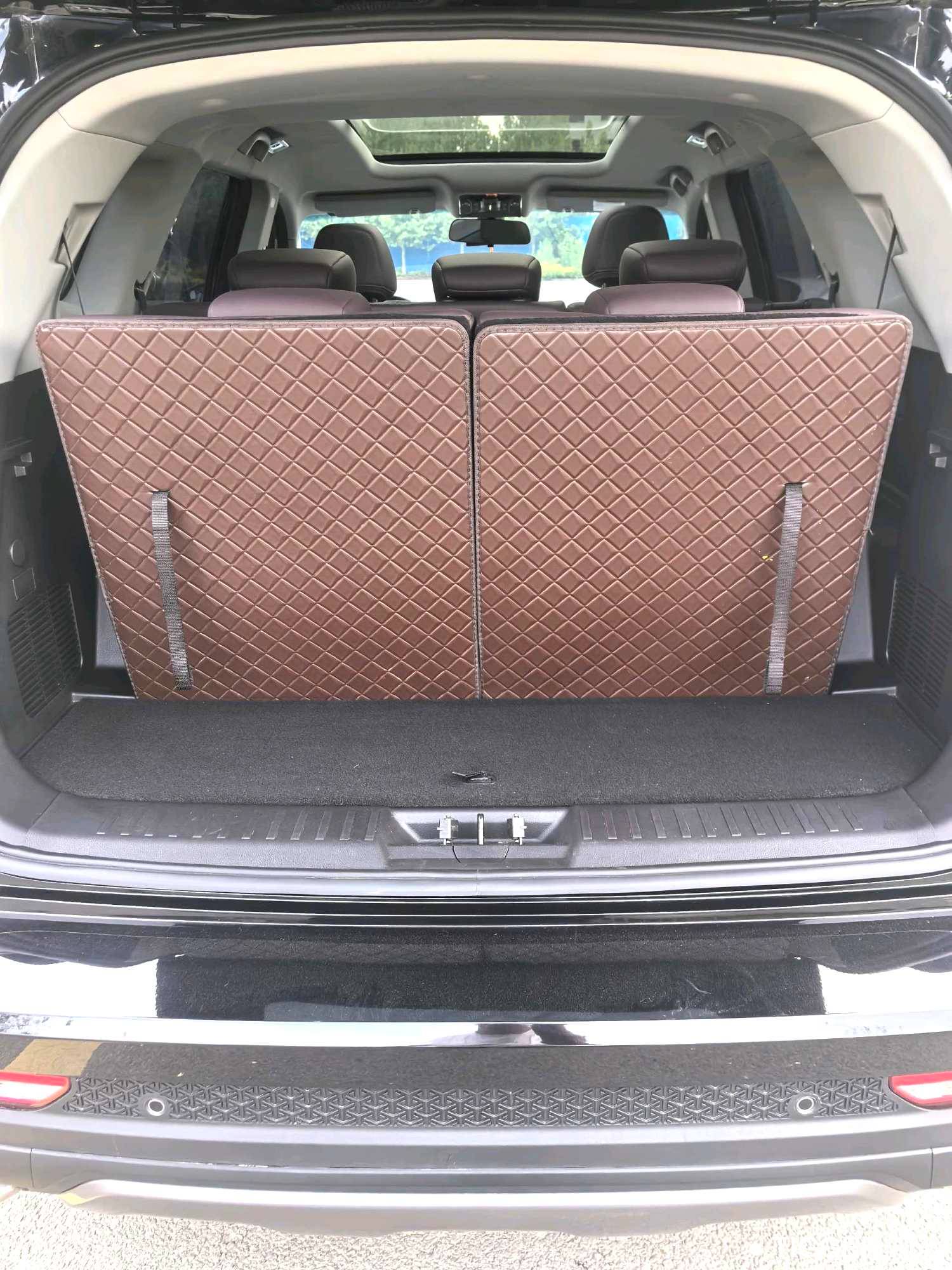 JETOUR 2024 X90 PLUS 1.6TD DCT Family Fun Edition 7-seater