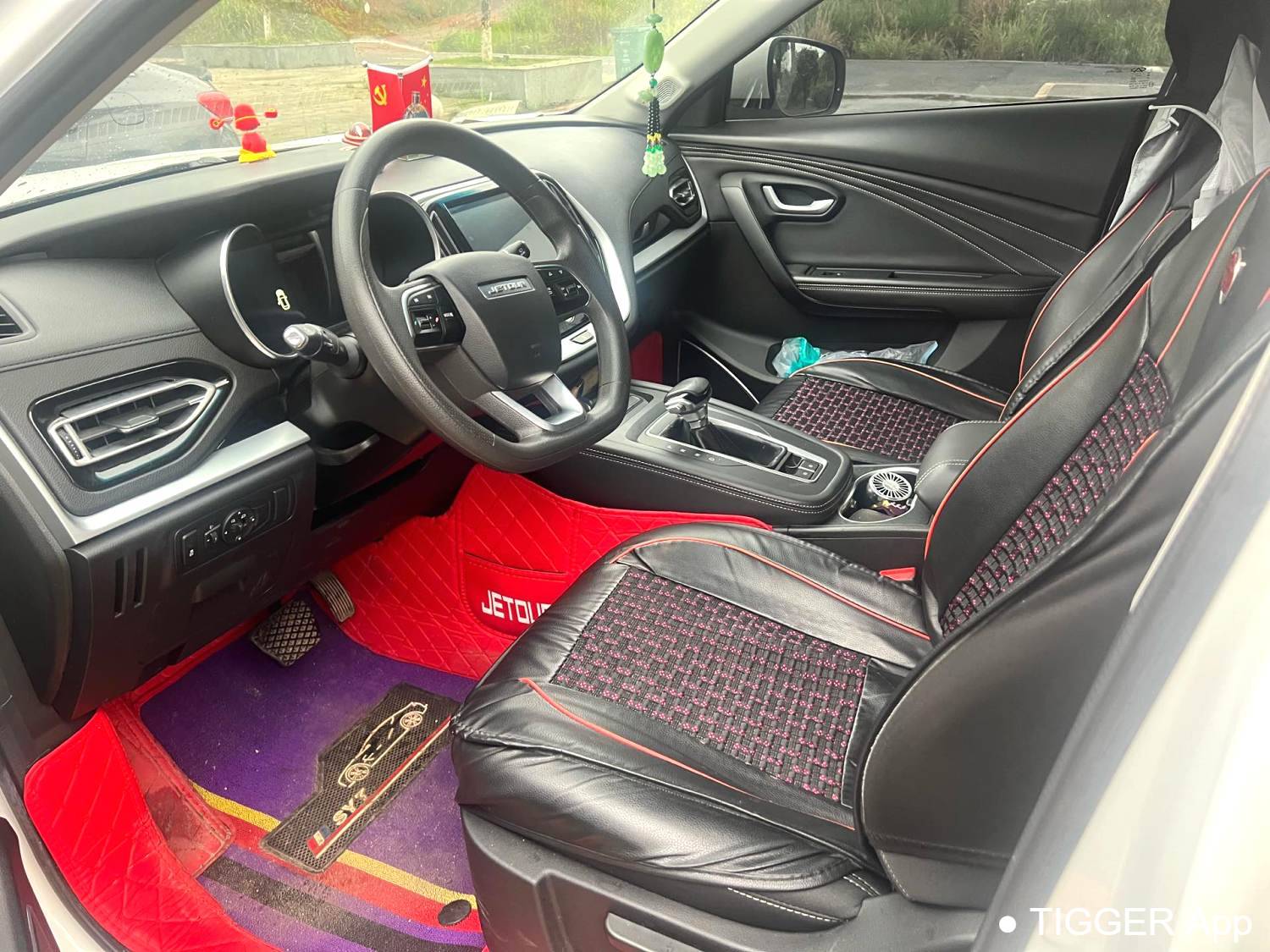 JETOUR 2021 X70M 1.5T DCT Prestige Partner Type 5-seater