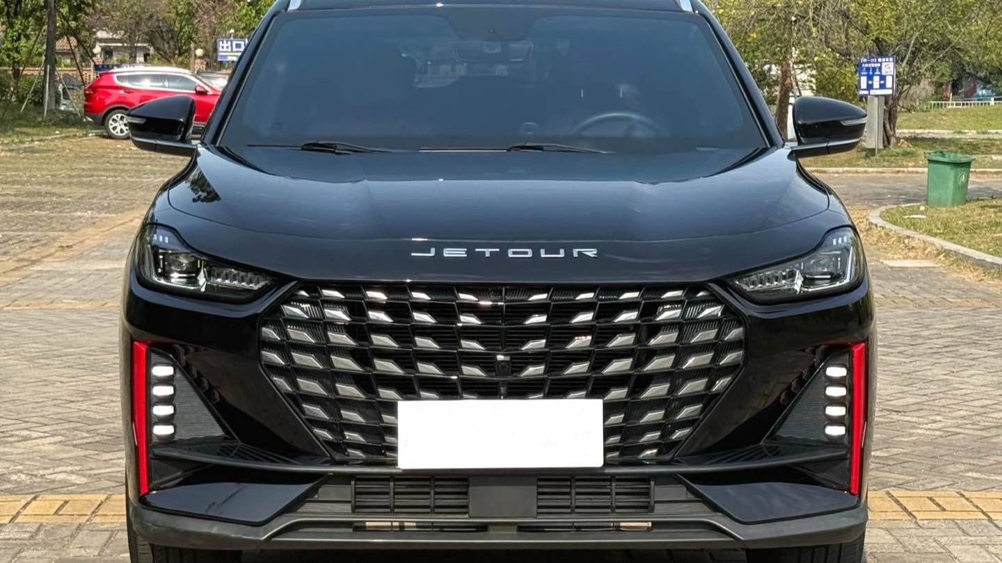 JETOUR 2023 X70 PRO 1.6T Manual Enjoyment Type 5-seater