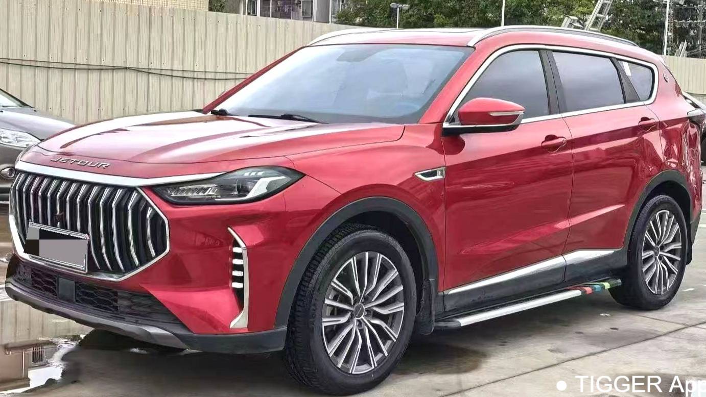 JETOUR 2023 X70 PLUS 1.5T CVT Flagship PRO 7-seater