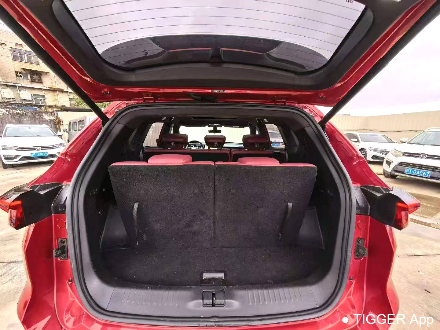 JETOUR 2023 X70 PLUS 1.5T CVT Flagship PRO 7-seater