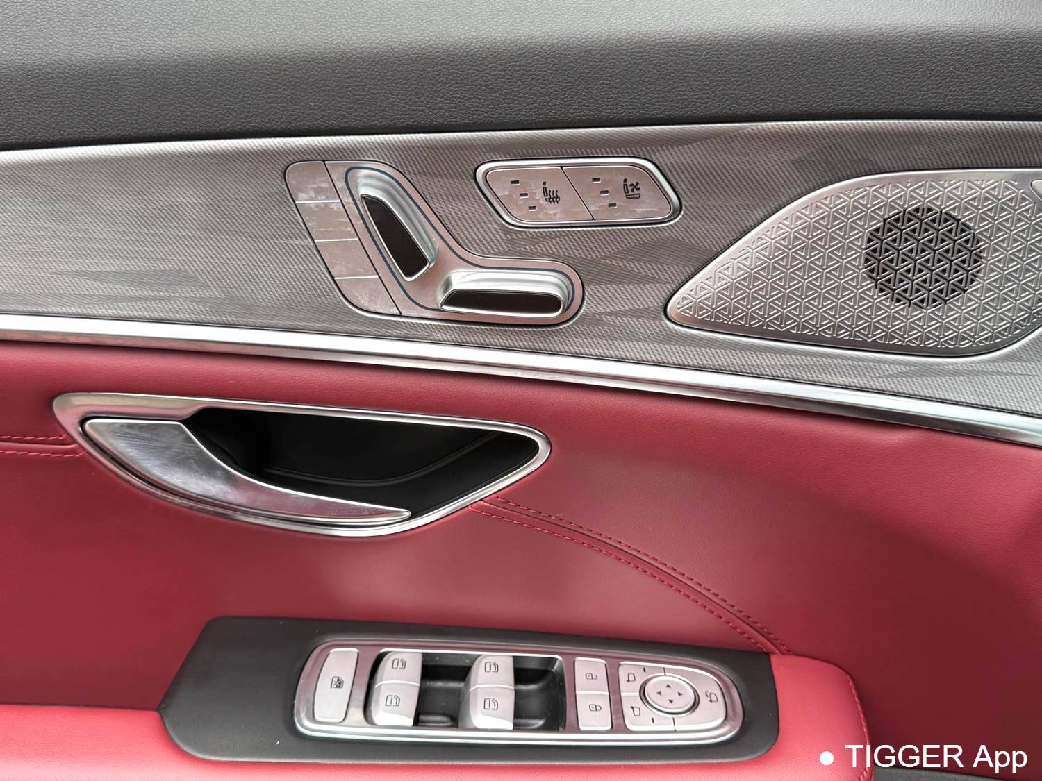 JETOUR 2023 X70 PLUS 1.6T DCT Strongman PRO 5-seater