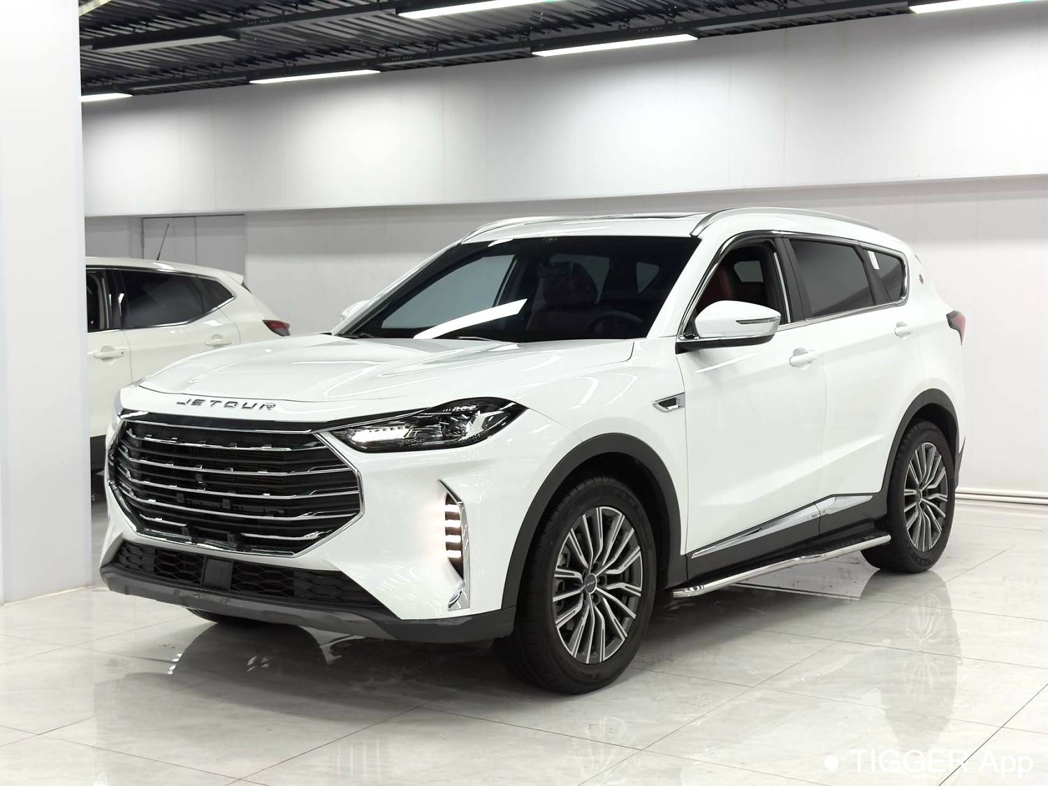 JETOUR 2023 X70 PLUS 1.5T DCT Self Strengthening PRO 5-seater