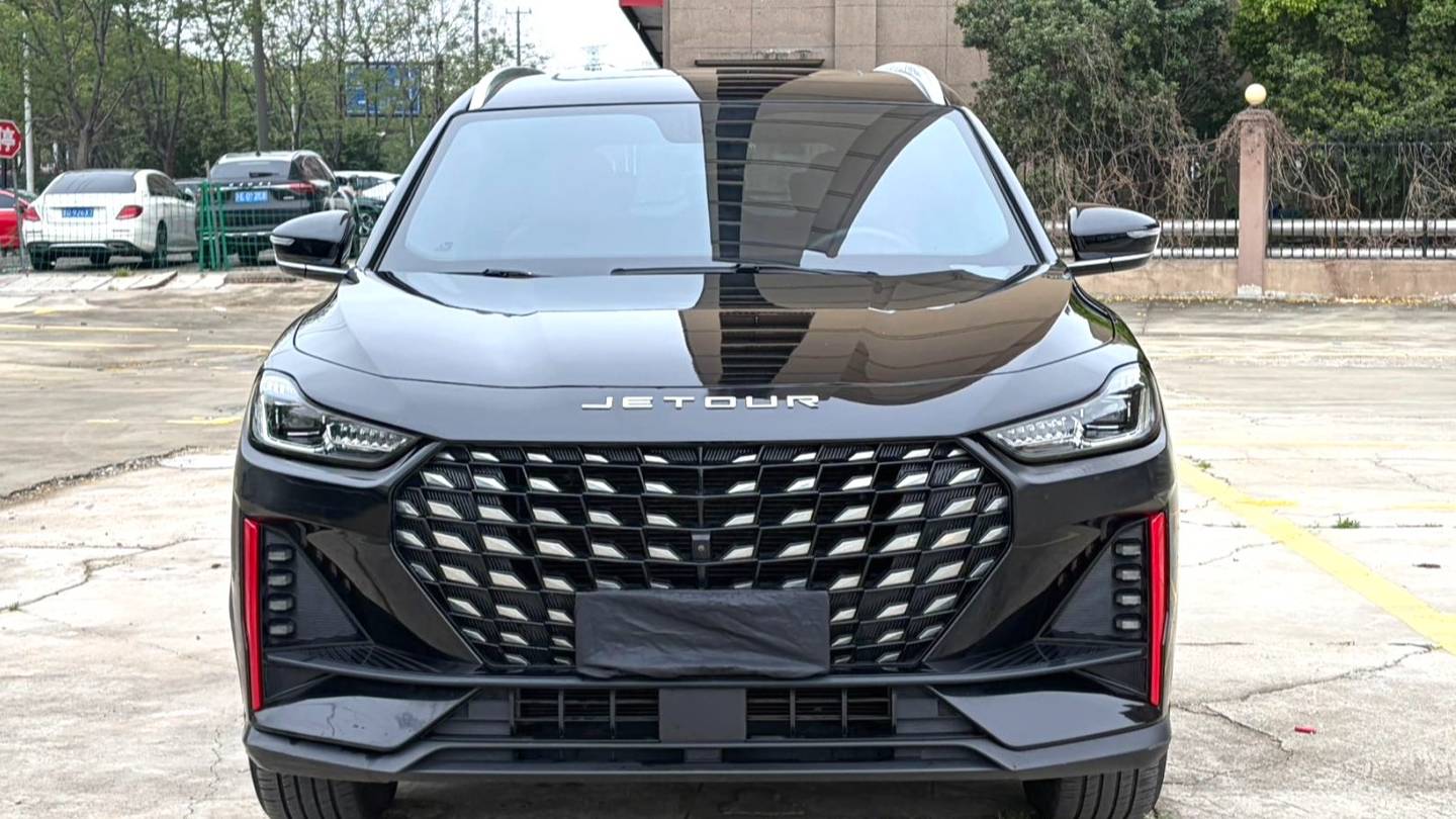 JETOUR 2023 X70 PRO 1.5T DCT Comfort Type 5-seater