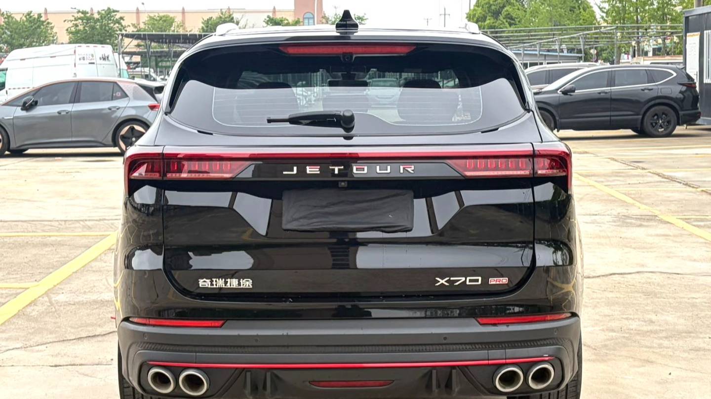 JETOUR 2025 X70 1.5T DCT surpasses PRO version 5-seater