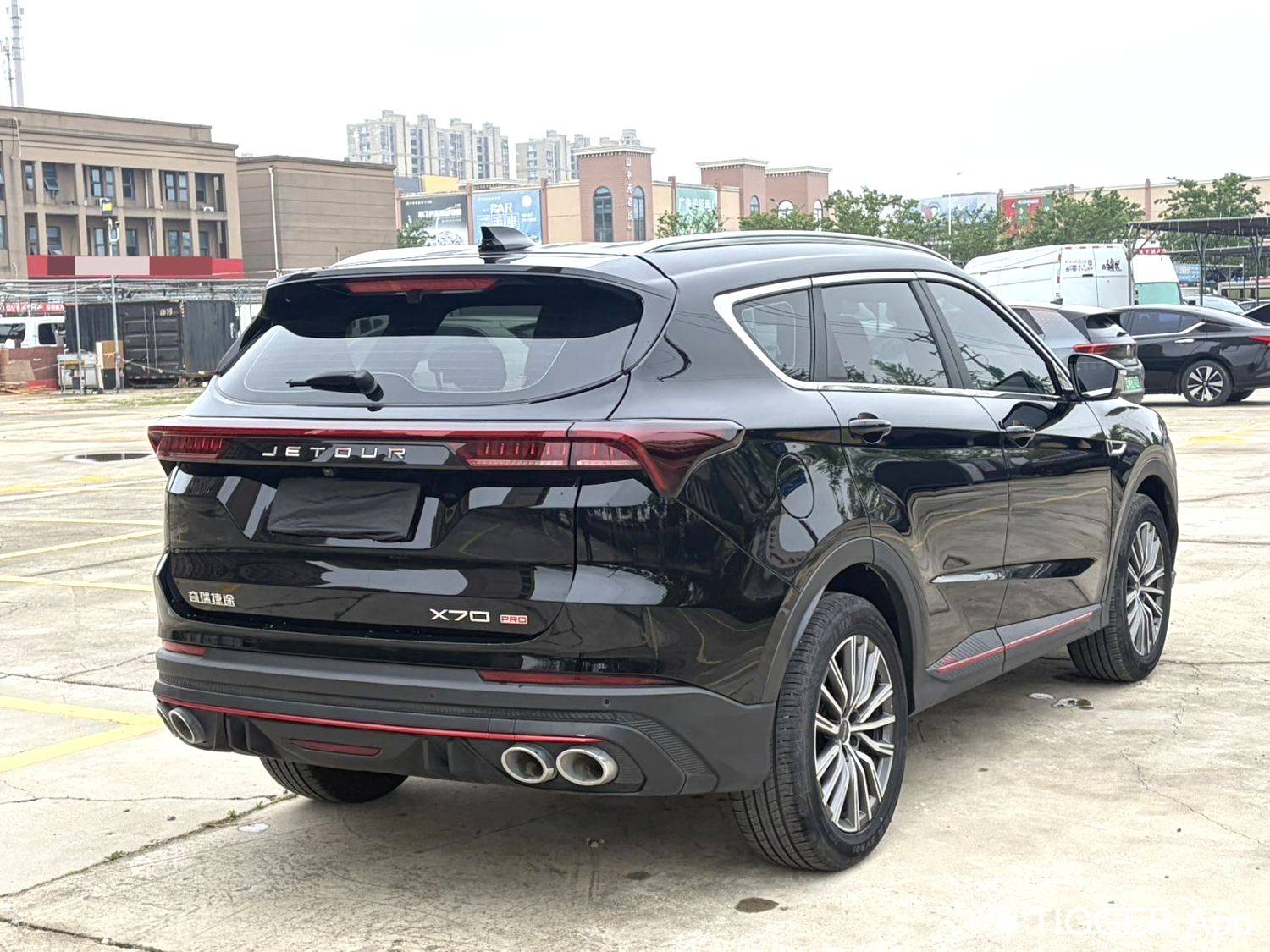 JETOUR 2025 X70 1.5T DCT surpasses PRO version 5-seater