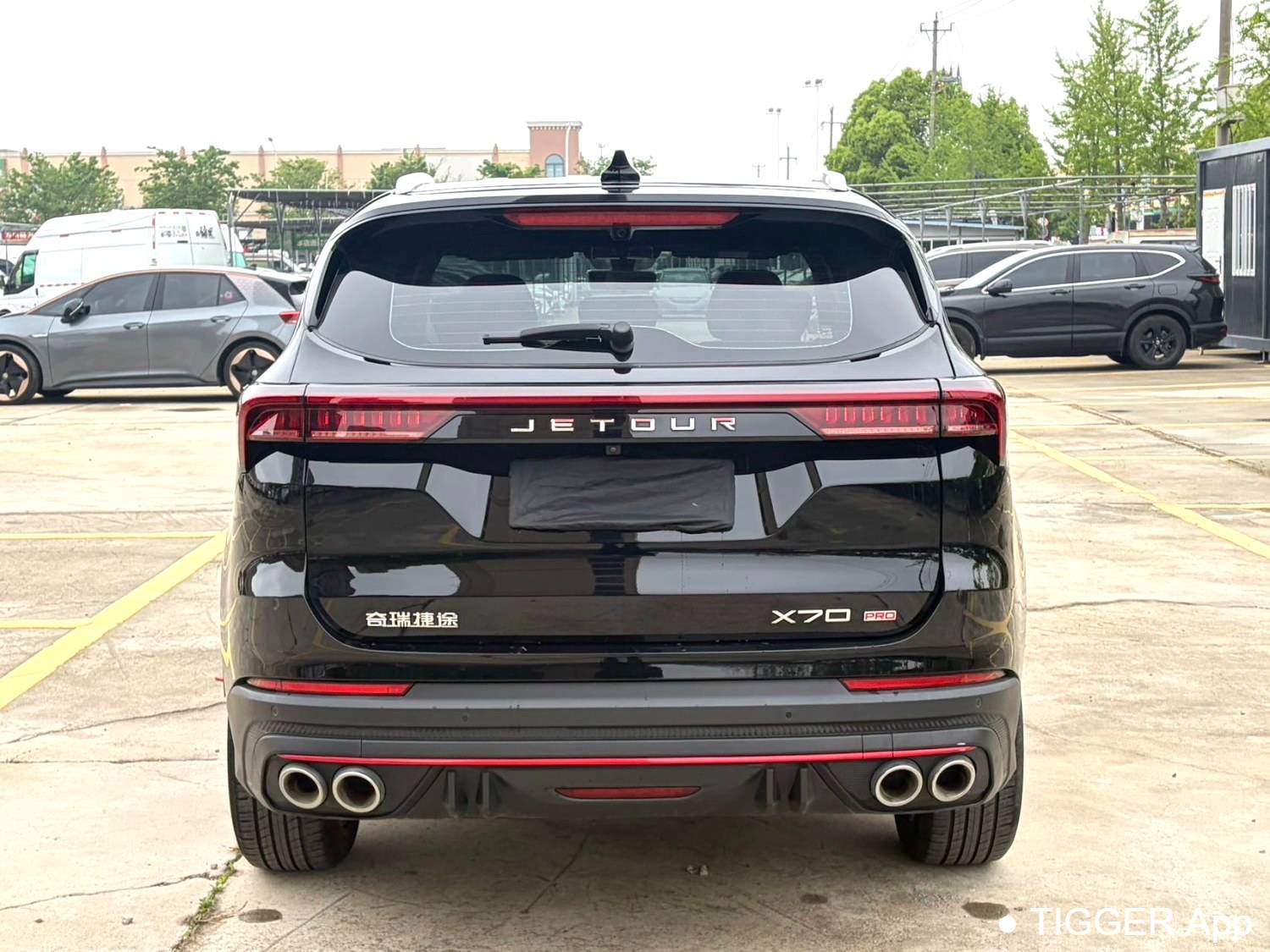 JETOUR 2025 X70 1.5T DCT surpasses PRO version 5-seater