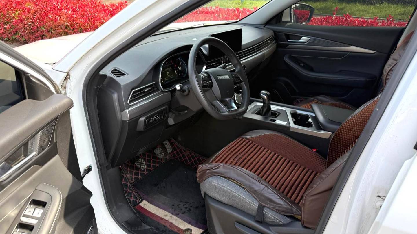 JETOUR 2022 X70S 1.5T Manual Fanghua Edition 5-seater