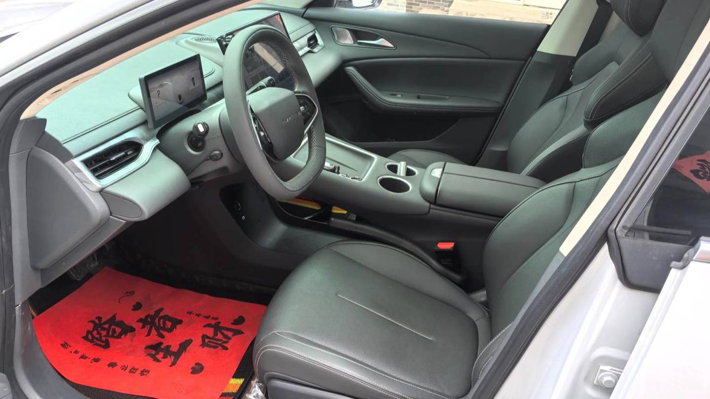 FORTHING 2025 Forthing S7 555 Hongyun Edition