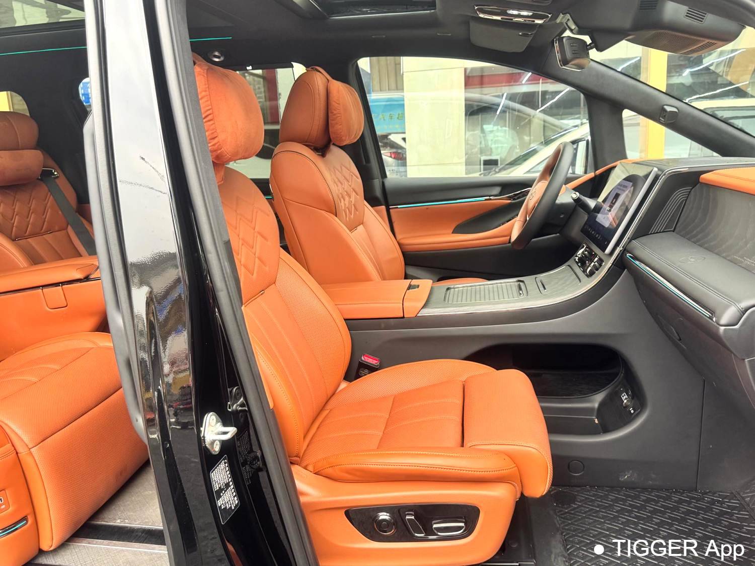 used GAC 2025 Trumpchi M8 Qiankun Series Ultra First Class Cabin