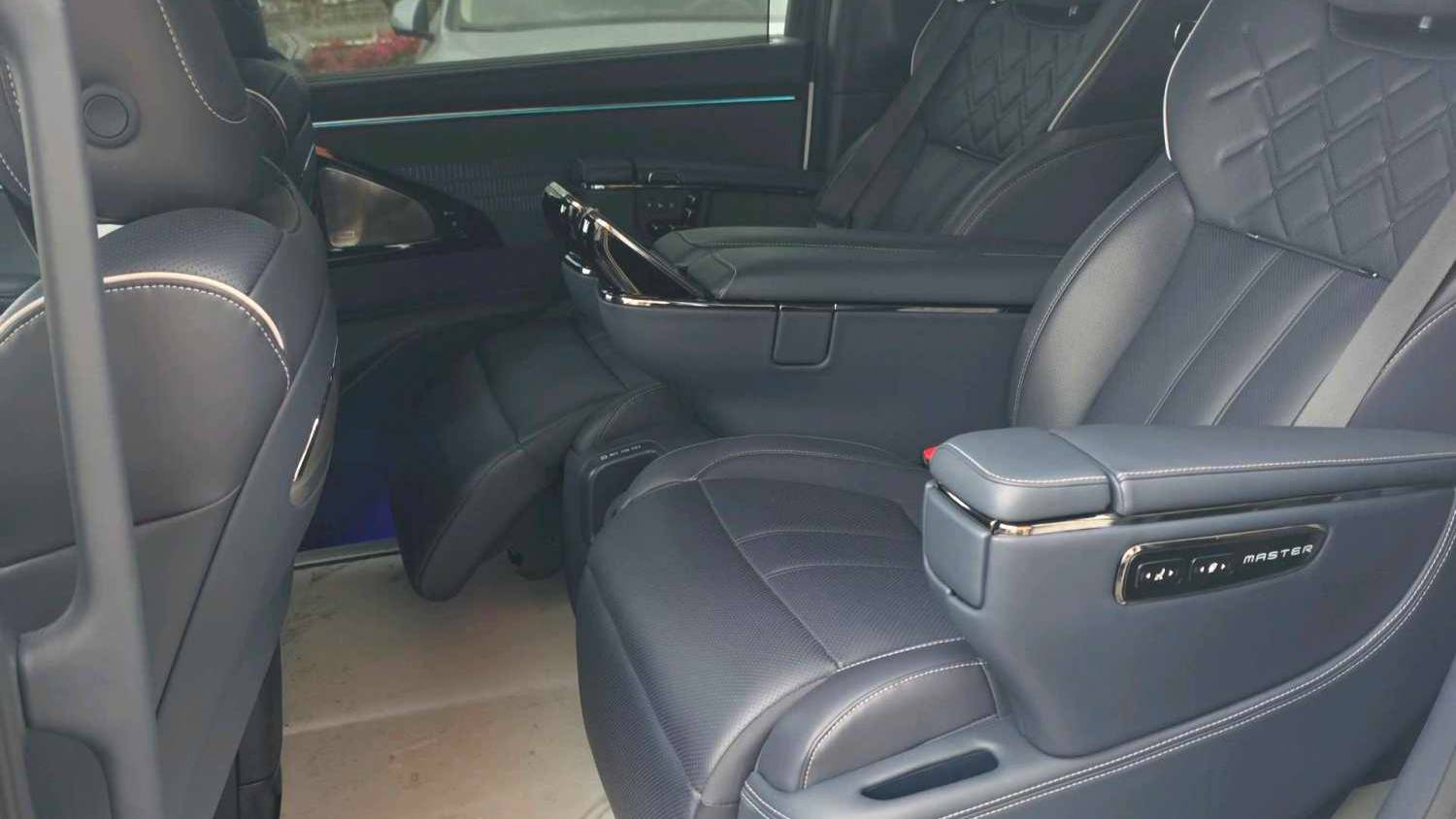 GAC 2025 Trumpchi M8 Qiankun Series Ultra First Class Cabin