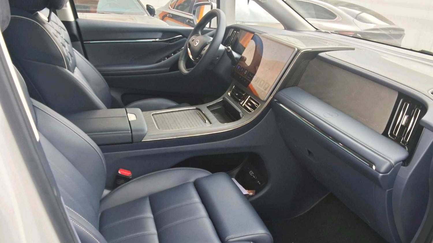 GAC 2025 Trumpchi M8 Qiankun Series Ultra First Class Cabin