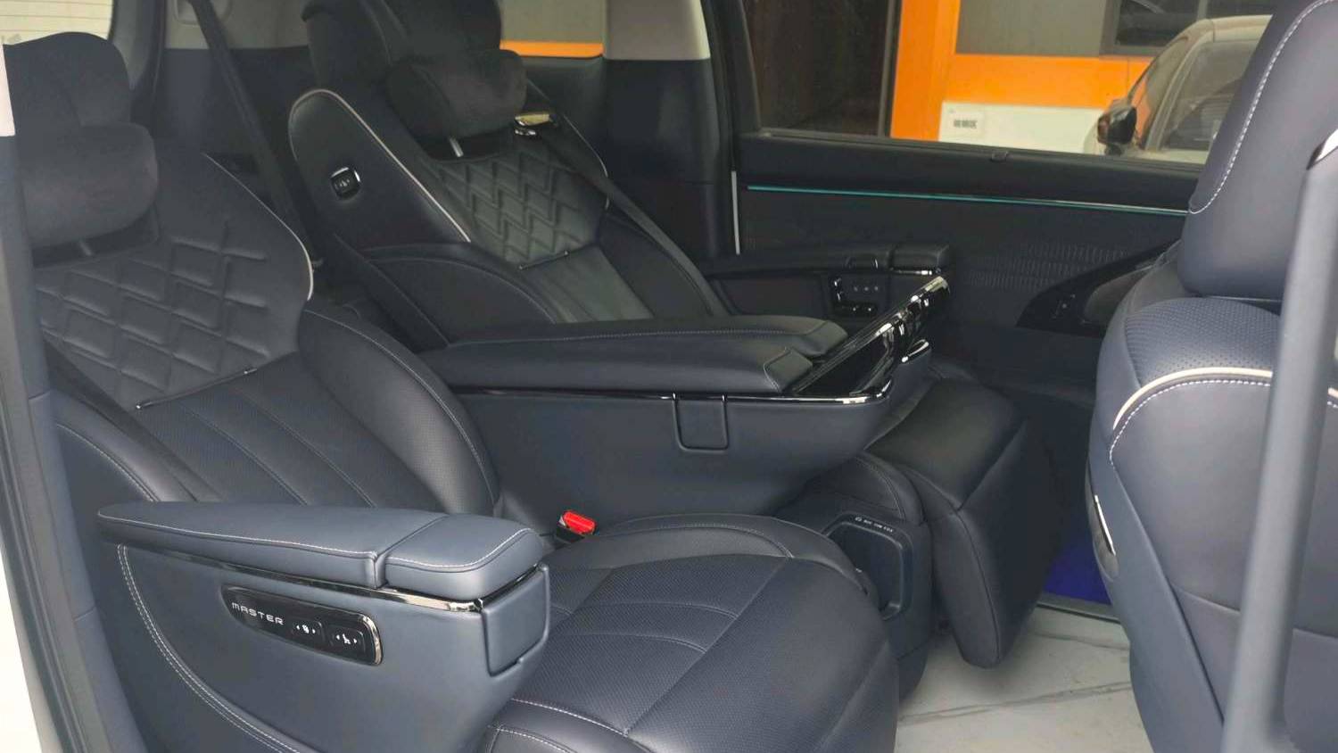 GAC 2025 Trumpchi M8 Qiankun Series Ultra First Class Cabin