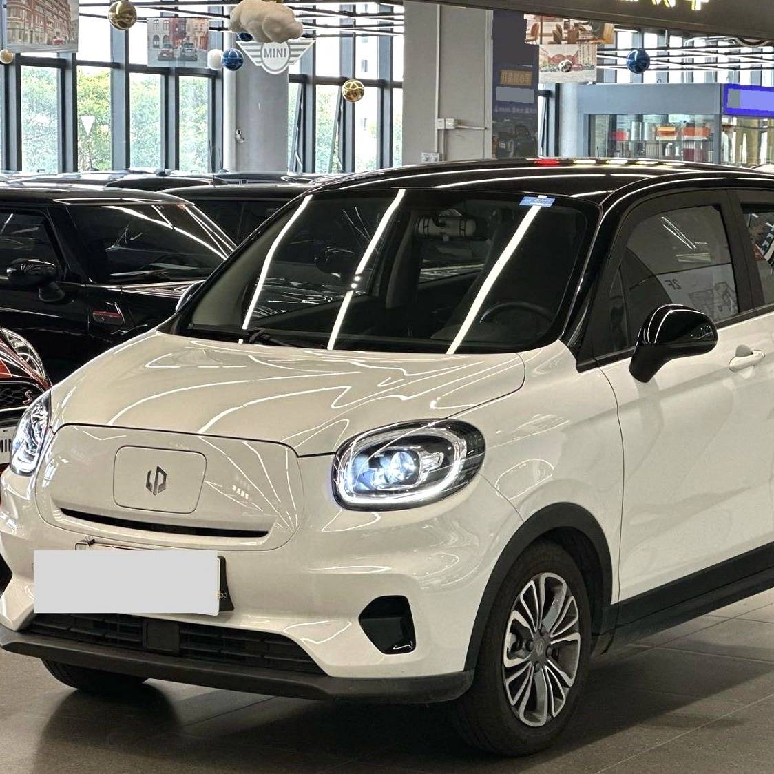 LEAP 2023 T03 403 Smart Edition Подержанный автомобиль