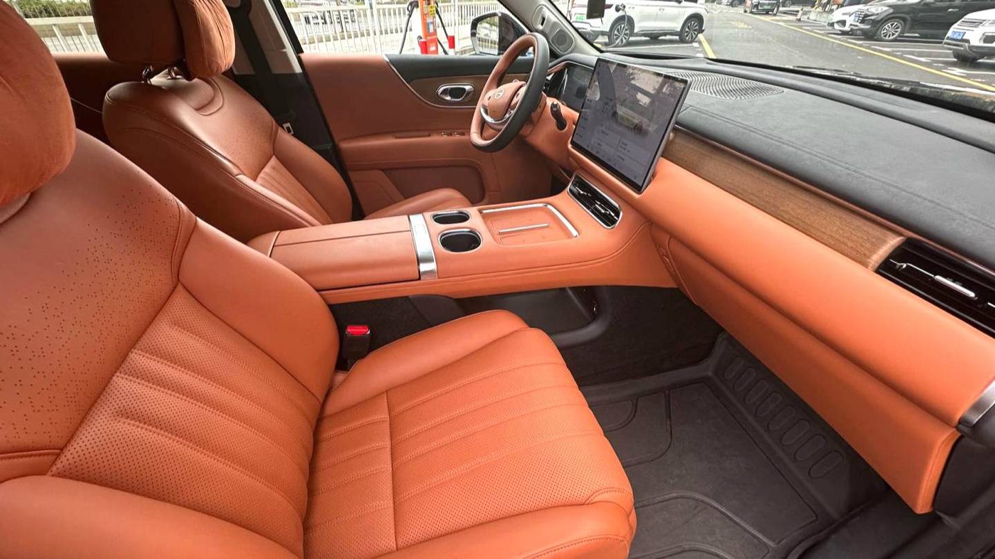 GAC 2025 Trumpchi  S9 Qiankun UItra Building 6