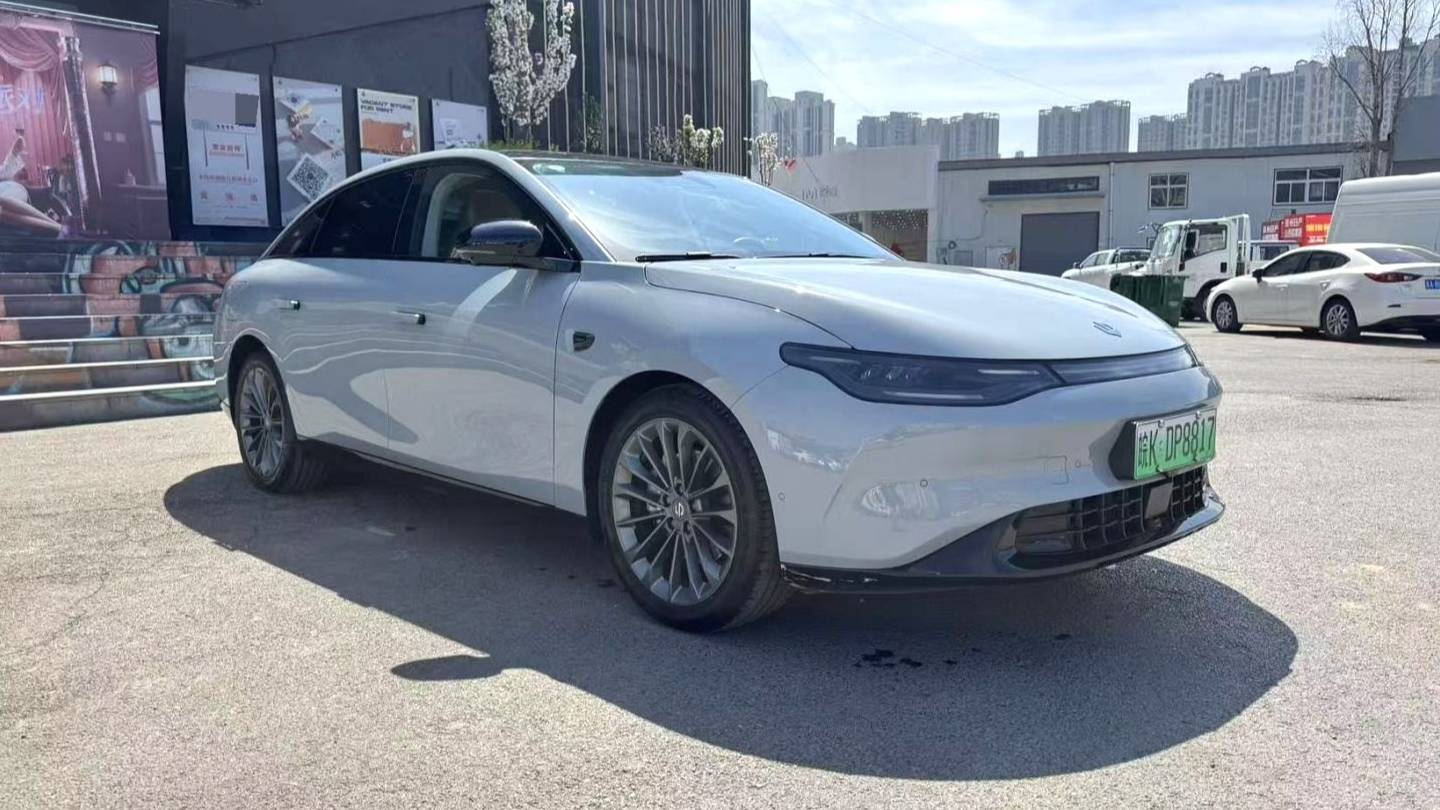 LEAP 2024 C01 Pure Electric 525 Premium Edition