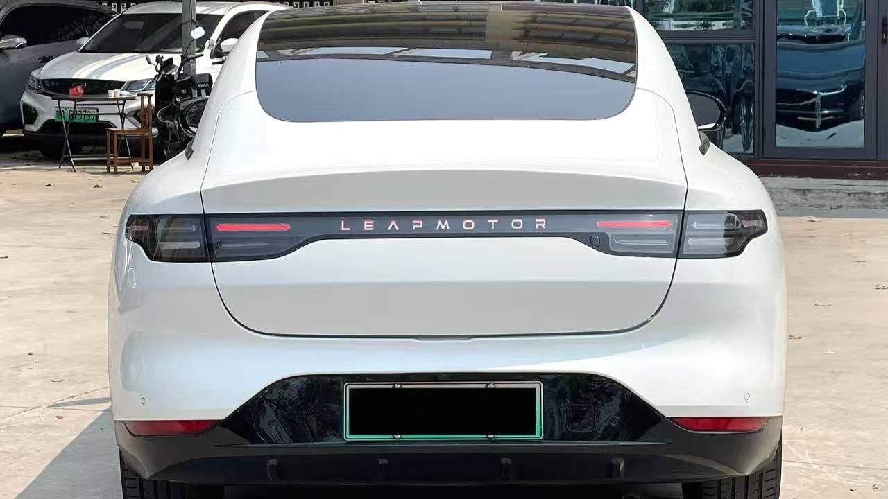 LEAP 2023 C01 525 Intelligent Version