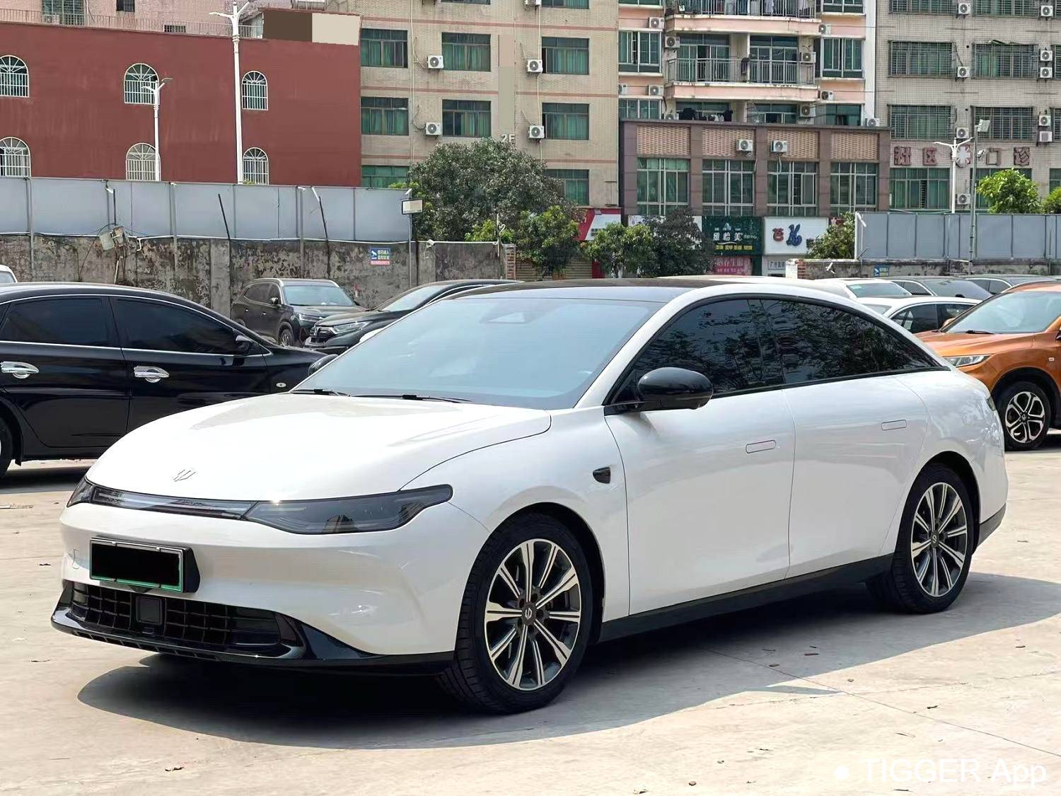 LEAP 2023 C01 525 Intelligent Version