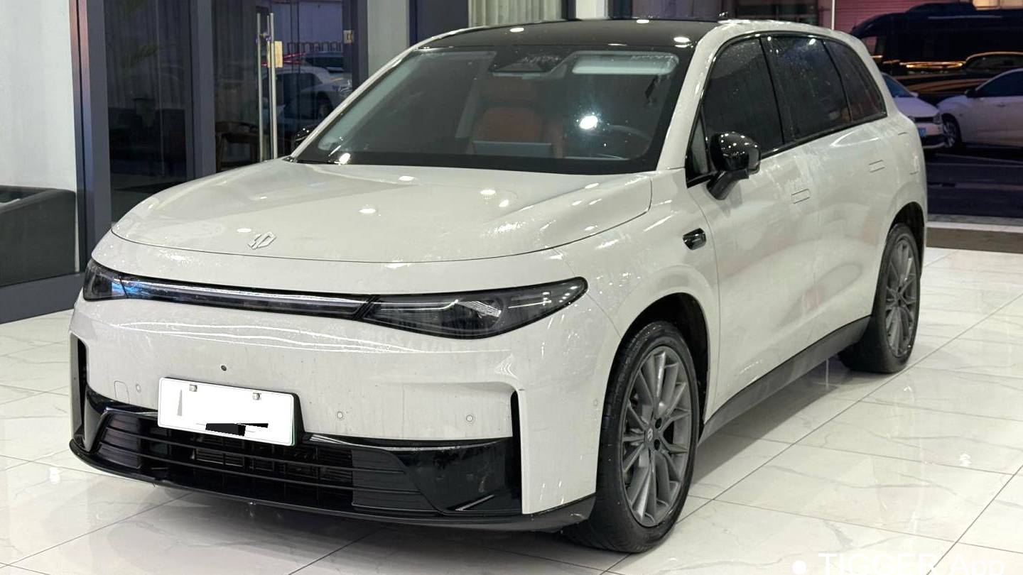 LEAP 2024 C10 530 Smart Edition