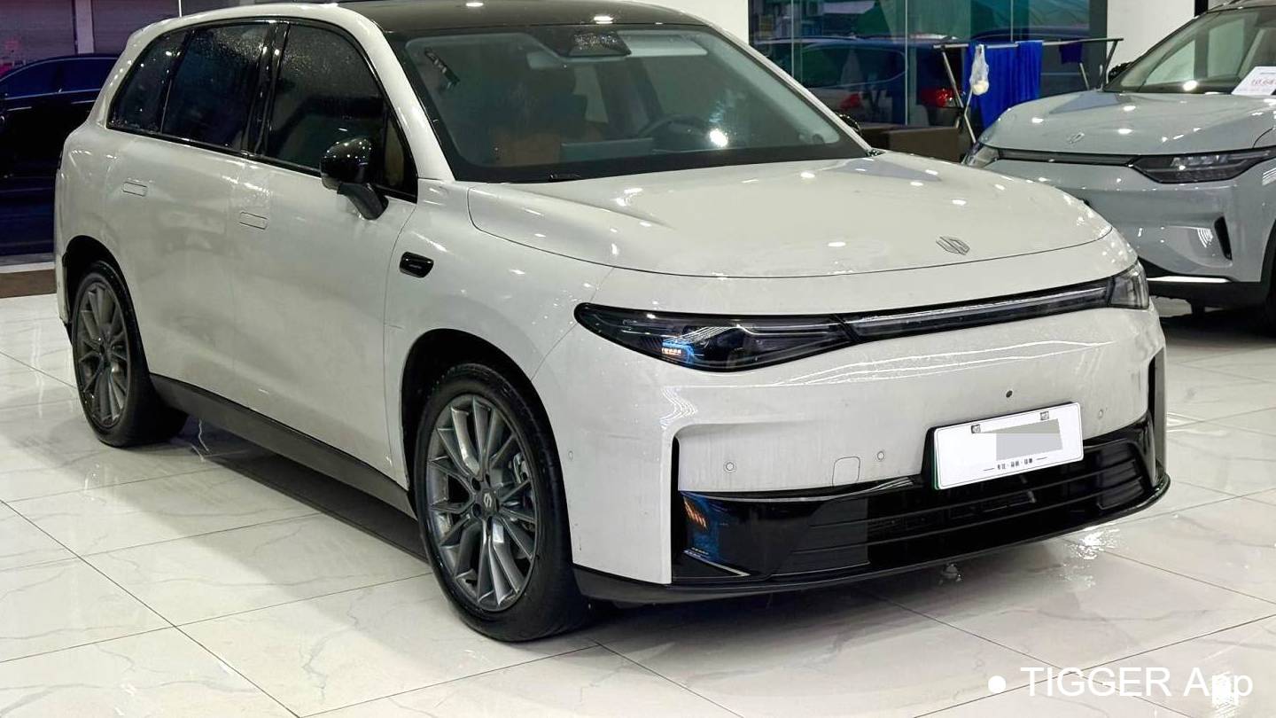 LEAP 2024 C10 530 Smart Edition