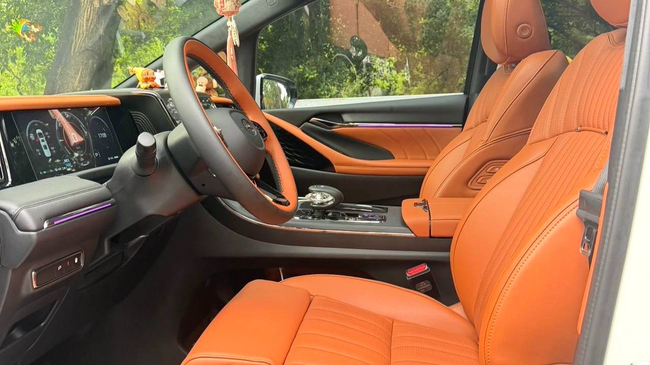 GAC 2025 E9 E9 Super Fast Charging Grandmaster