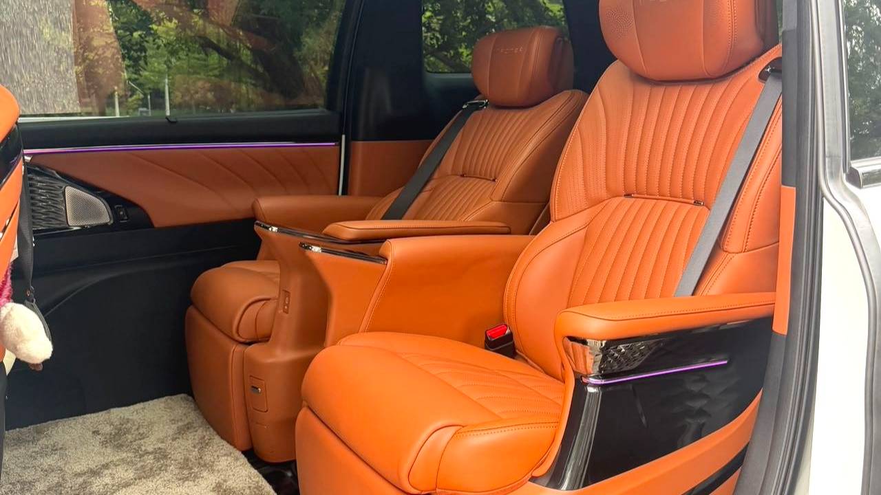 GAC 2025 E9 E9 Super Fast Charging Grandmaster