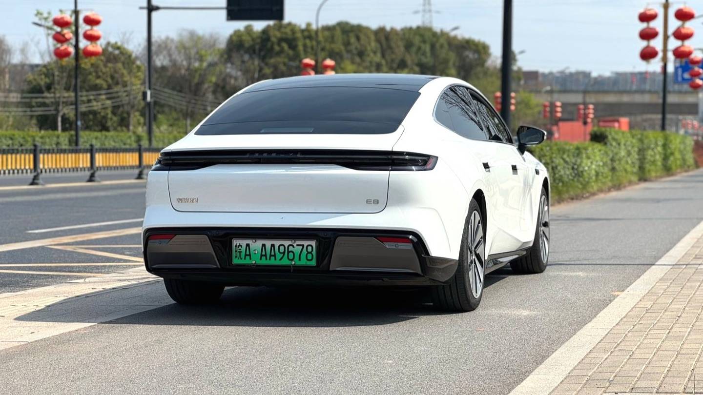 GALAXY 2024 E8 665km Rear Drive Starship Long Voyage Edition