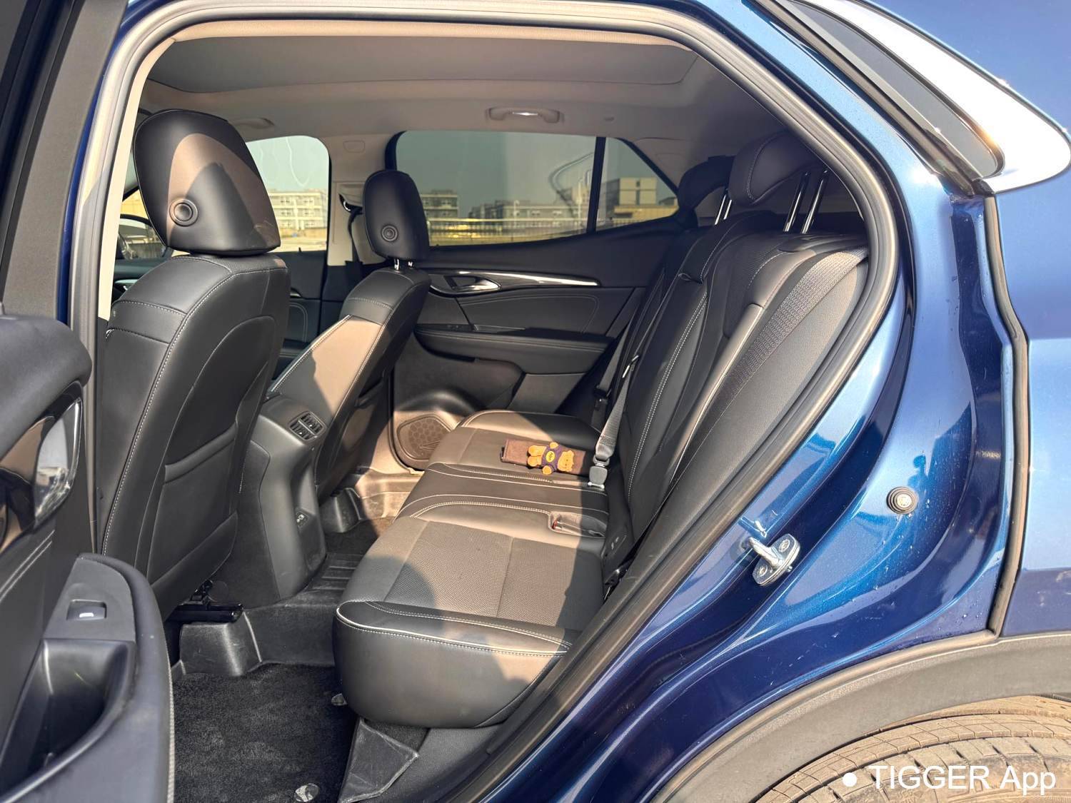 مستعمل Buick 2023 ENVISION Encore S 652T two wheel drive luxury model