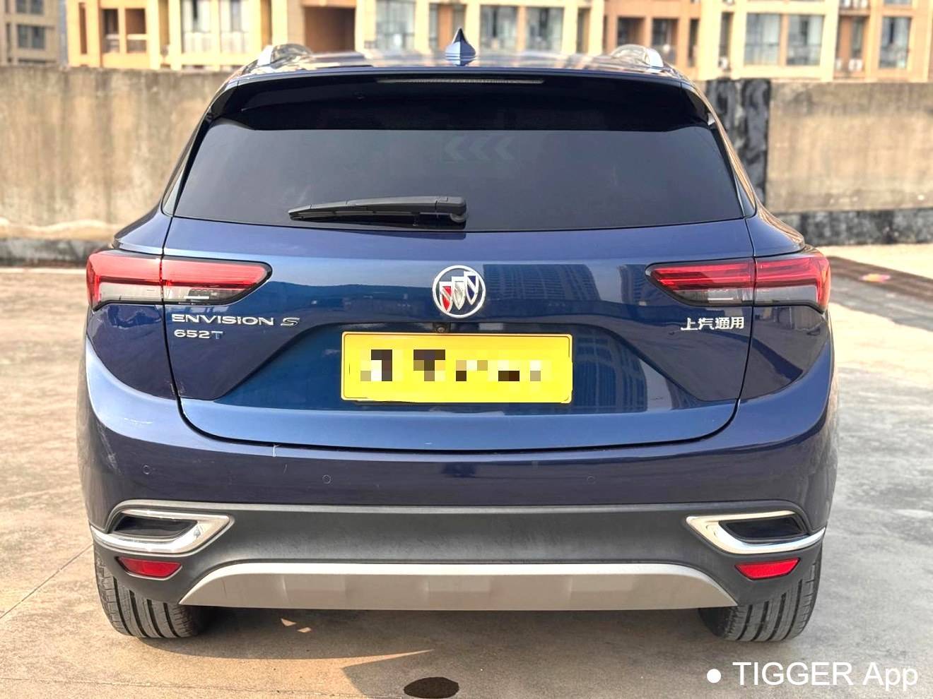 مستعمل Buick 2023 ENVISION Encore S 652T two wheel drive luxury model