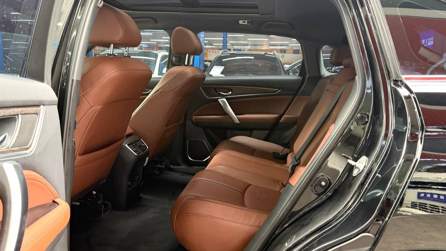 HONDA 2023 UR-V 370TURBO 2WD Zunya Edition