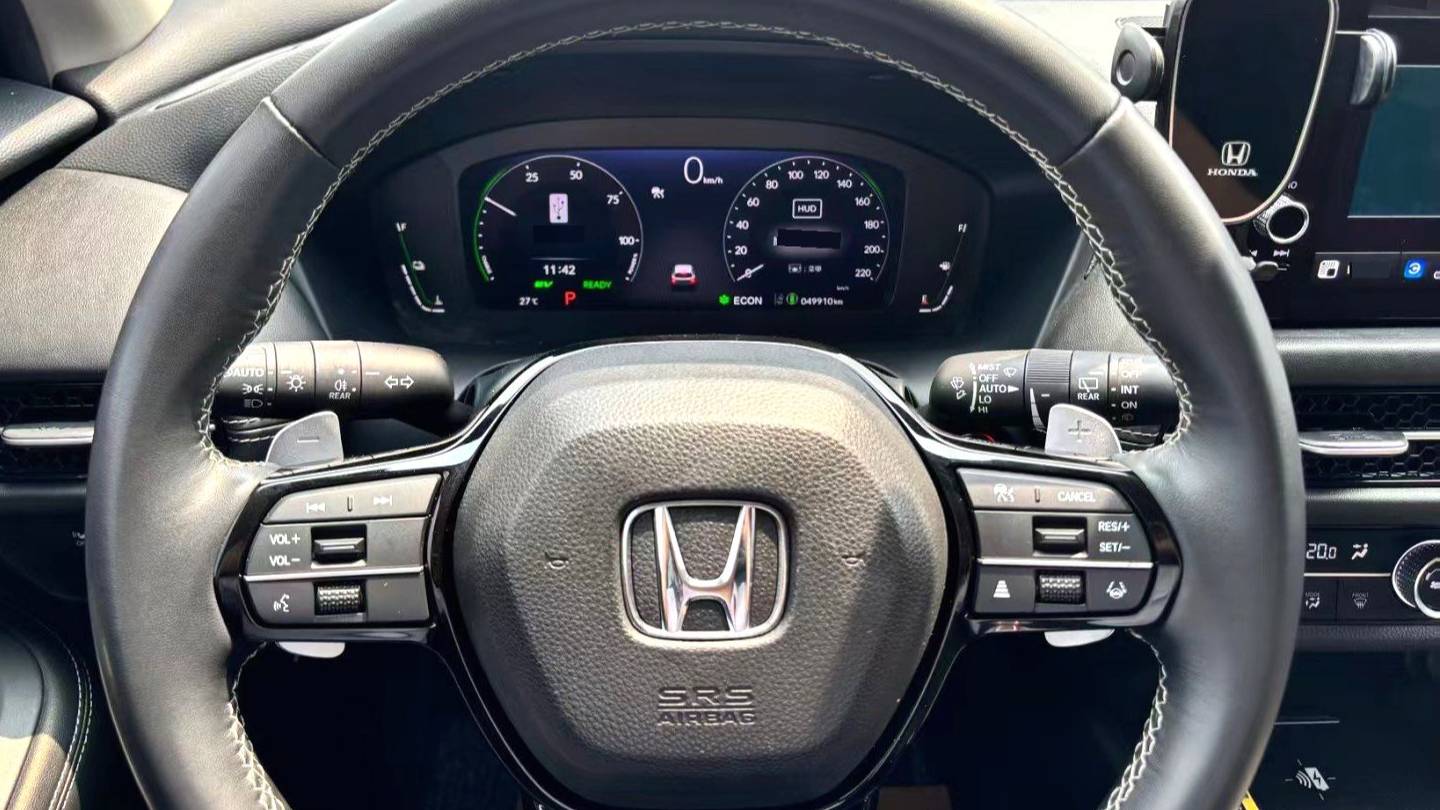 HONDA 2023 ZR-V 2.0L e: HEV Rui · Premium Edition