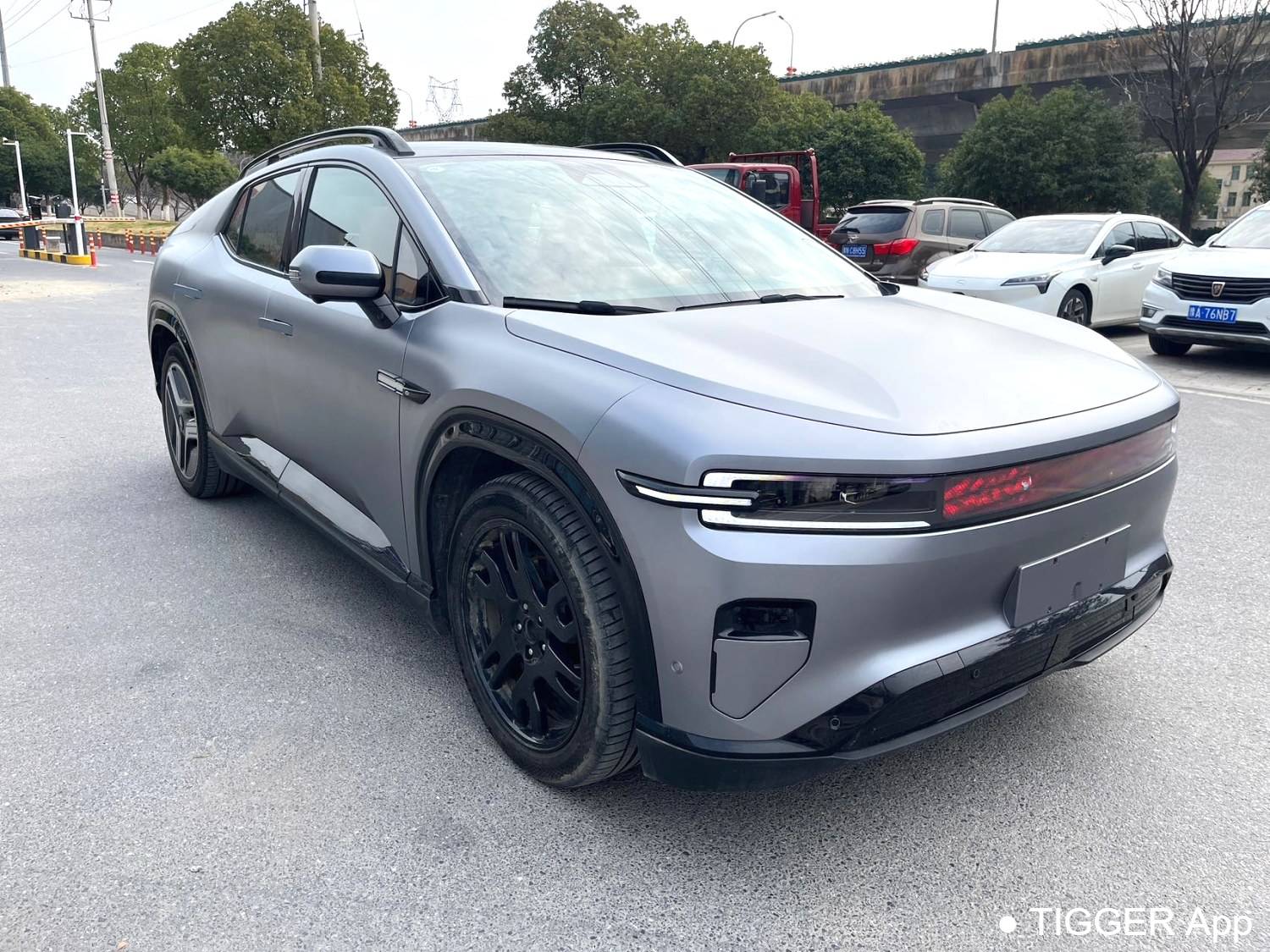 Qiyuan 2025 E07 Pure electric four-wheel drive 90kWh Ultra high-performance vers