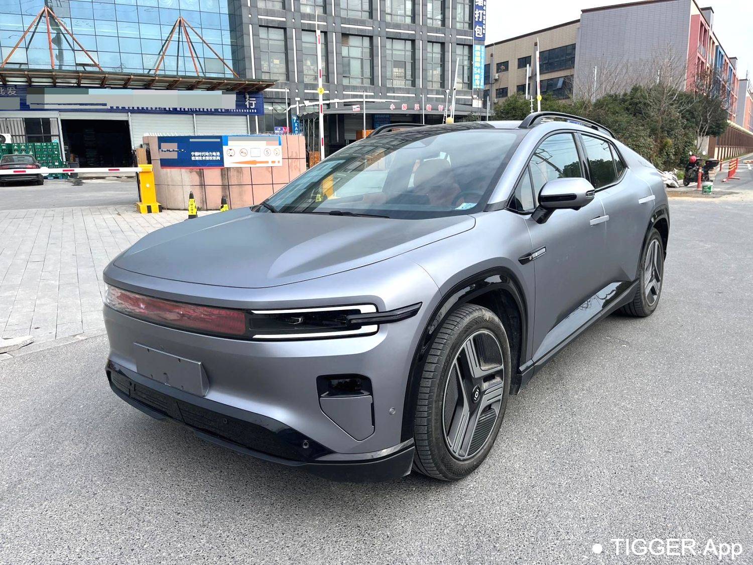 Qiyuan 2025 E07 Pure electric four-wheel drive 90kWh Ultra high-performance vers