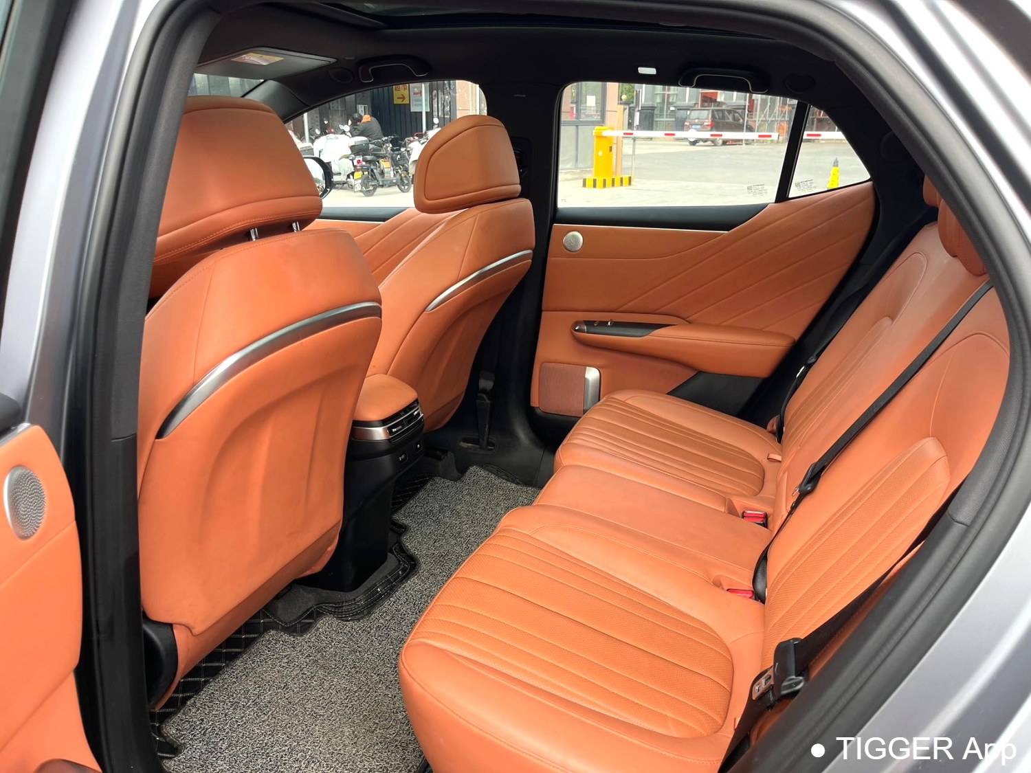 Qiyuan 2025 E07 Pure electric four-wheel drive 90kWh Ultra high-performance vers