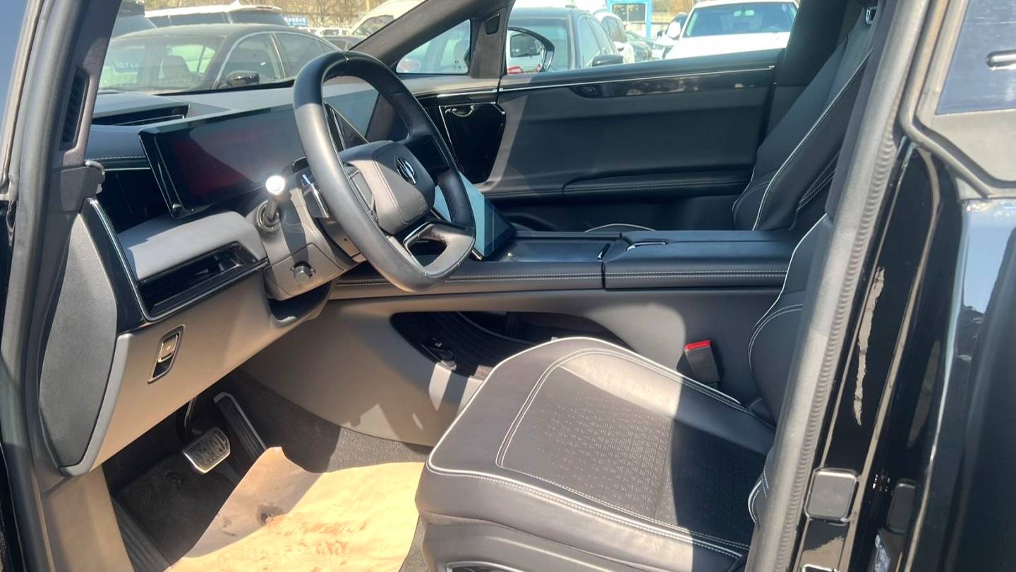 HiPhi 2021 HiPhi X Luxury Edition 6-seater