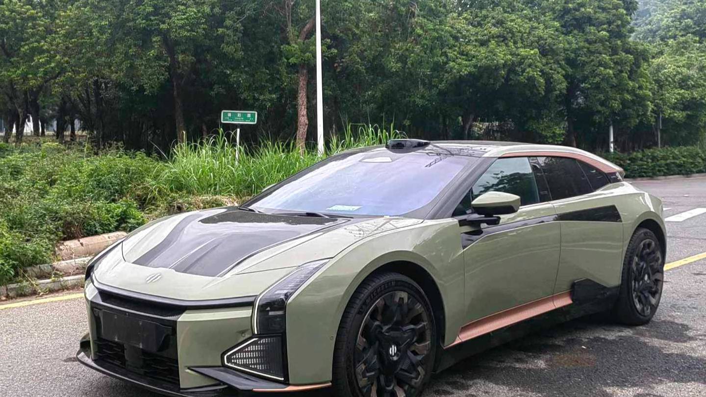 HiPhi 2023 HiPhi Z Urban version of five buildings