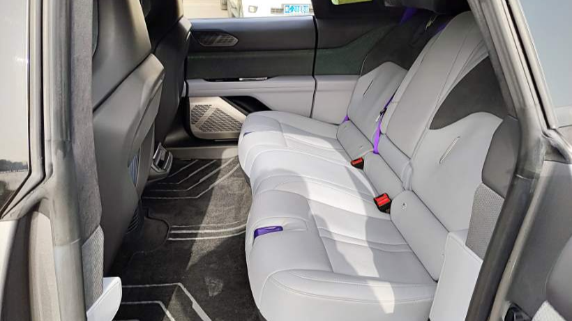 HiPhi 2023 HiPhi Z Five seater version