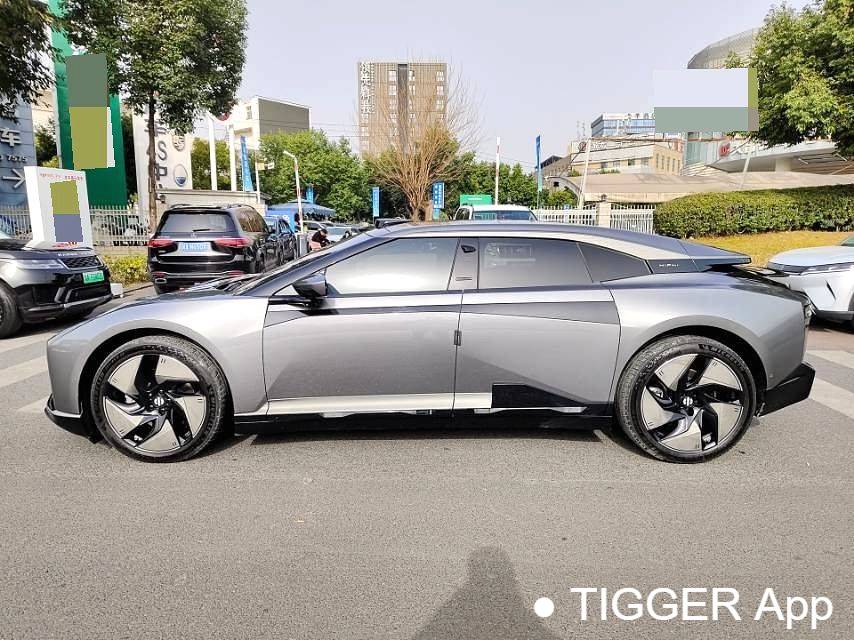 HiPhi 2023 HiPhi Z Five seater version