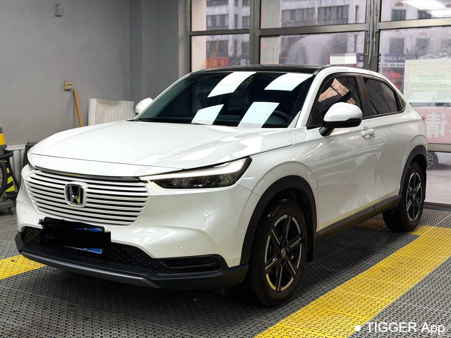 HONDA 2023 VEZEL 1.5L CVT Pioneer Edition