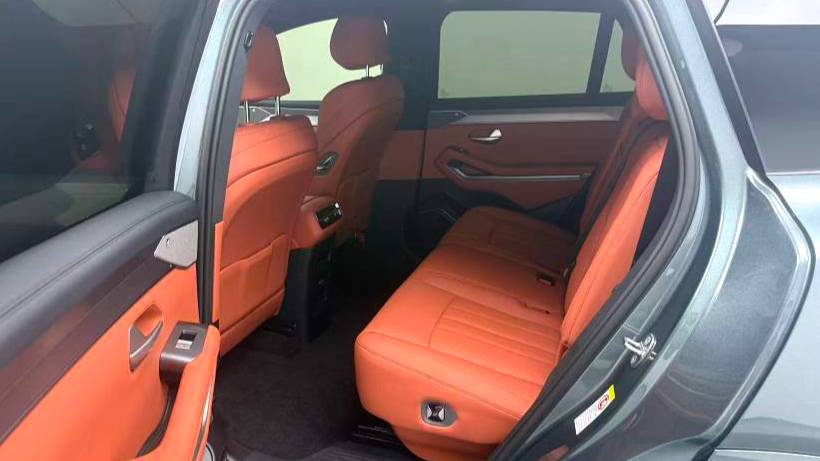 BYD 2025 BYD Tang L DM 215KM laser radar flagship model