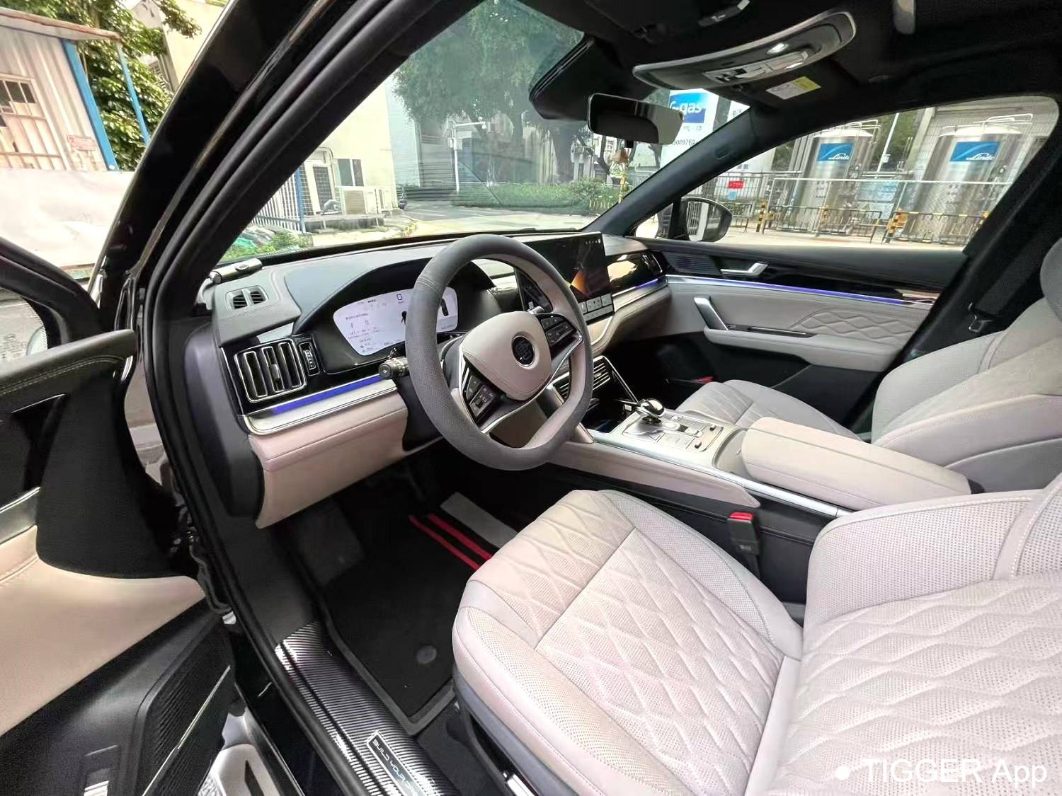 BYD 2025 BYD Tang New Energy Intelligent Driving DM-i 115KM Luxury Edition