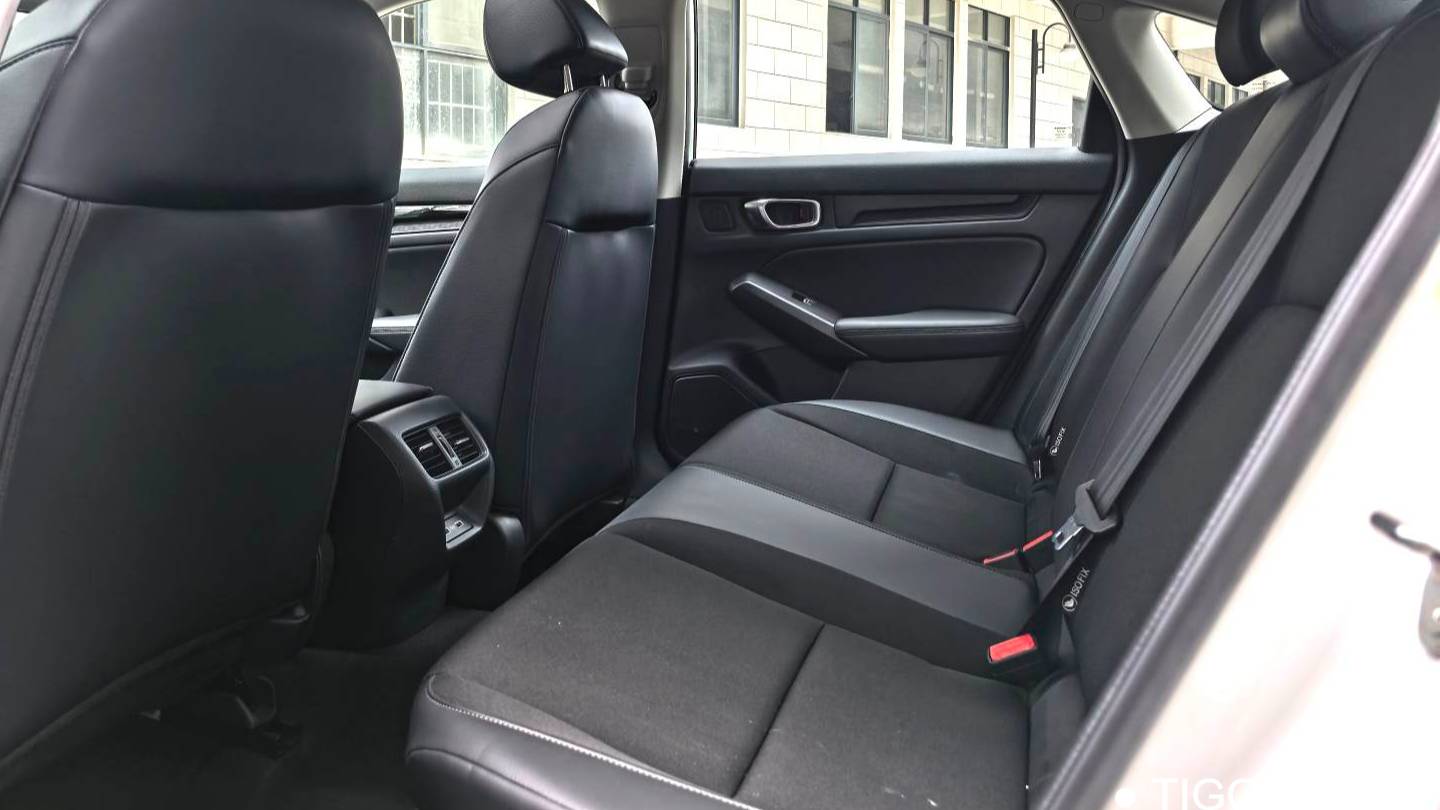 HONDA 2023 INTEGRA 240TURBO CVT Phantom Night · Technology Edition