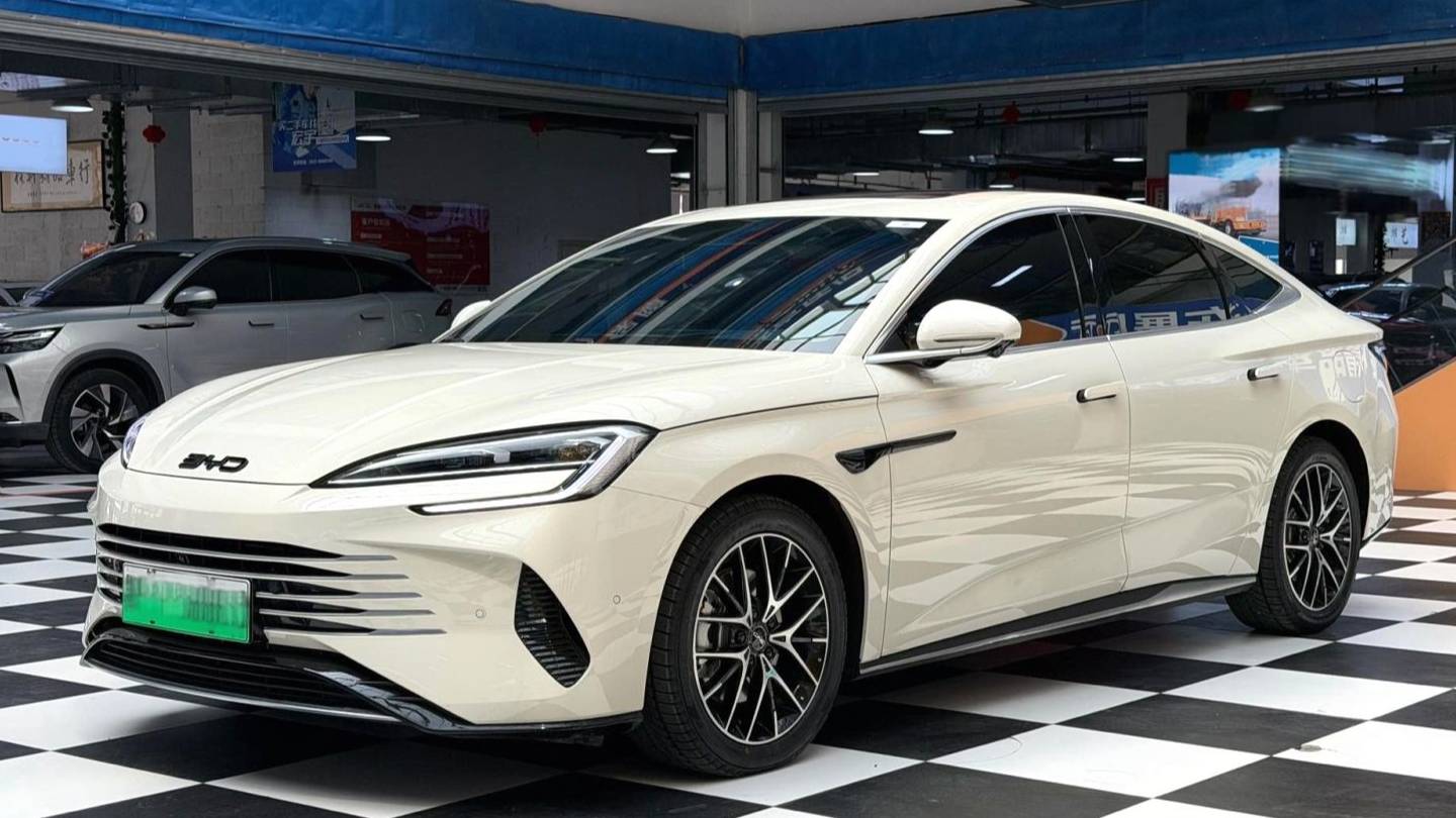 BYD 2025 Seal 07 DM-i Intelligent Driving DM-i 1.5L 125km Luxury Edition