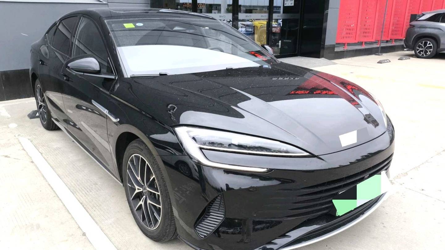 BYD 2025 Seal 07 DM-i DM-i 1.5L 125km Luxury Edition